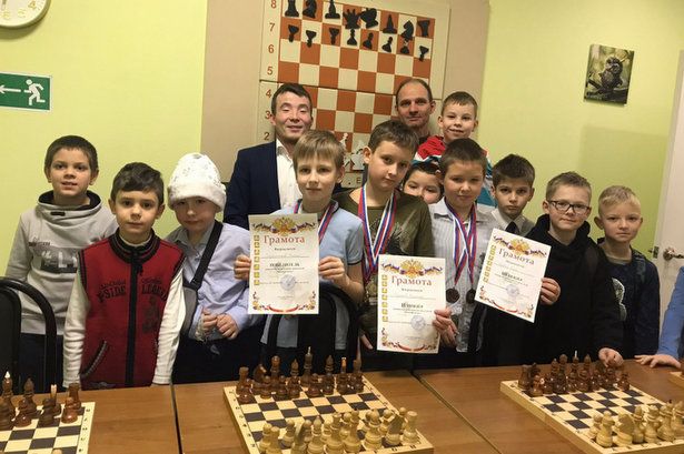 В «Фаворите» завершилось первенство по шахматам «Золотая осень»