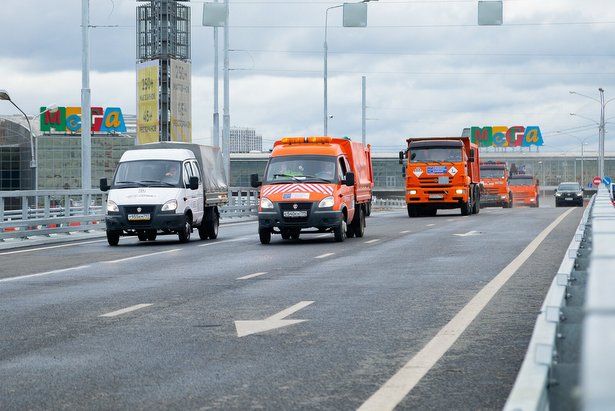 Собянин: Открыто движение по путепроводу через МКАД на пересечении с улицей Верхние Поля