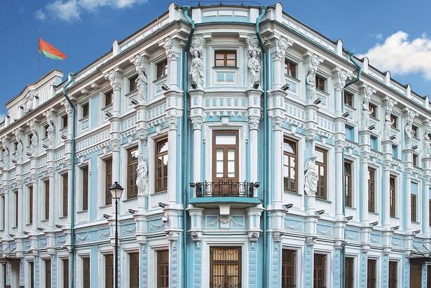 Памятник московской эклектики: началась реставрация фасадов здания посольства Белоруссии