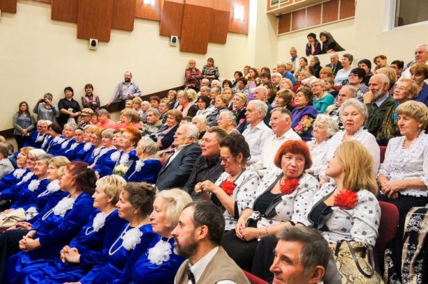  В Зеленограде среди пенсионеров прошел окружной этап смотра-конкурса «Песни прошлых лет» 