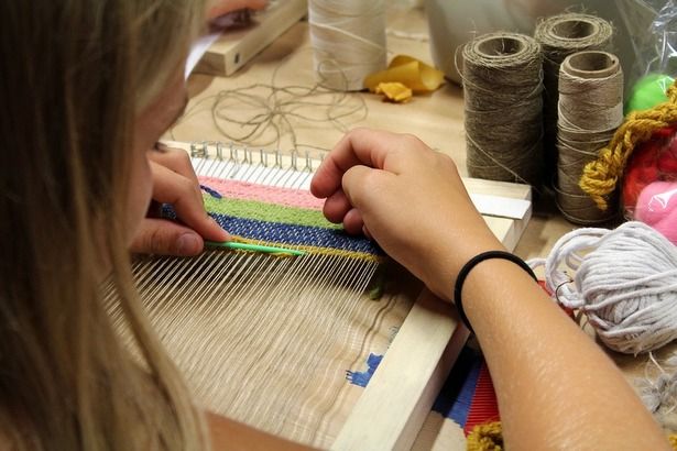 Крюковчанам предлагают посетить цикл занятий по декоративно-прикладному творчеству «Изделия из шерсти»
