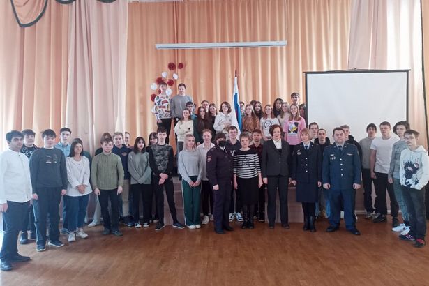 Зеленоградским школьникам рассказали о вреде наркотиков и уголовной ответственности