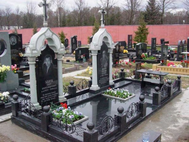Два аукциона по семейным захоронениям на Зеленоградском кладбище пройдут в ноябре