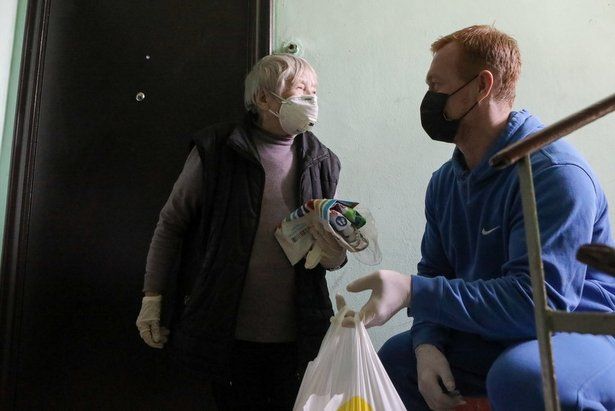 Проект Собянина «Московское долголетие» занялся помощью пожилым на дому