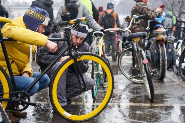 В Москве прошел первый зимний велопарад