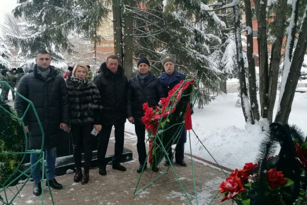 Крюковчане почтили память героев ВОВ