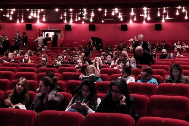 Министерство культуры обязало адаптировать кинотеатры для инвалидов