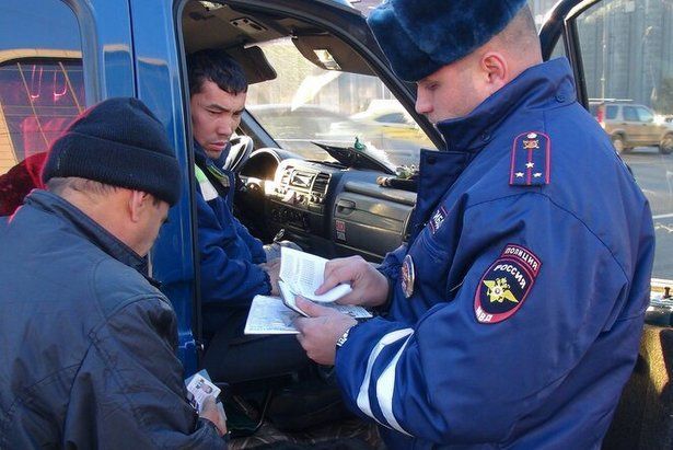 Водителя с поддельными правами остановили на Старокрюковском проезде