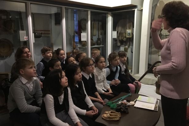 В Музее Зеленограда юным крюковчанам рассказали о жизни крестьянских детей
