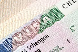 Шенгенскую визу начнут выдавать по отпечаткам пальцев