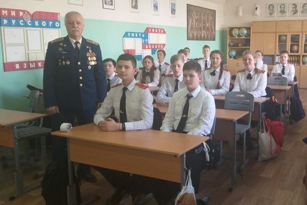 Крюковским кадетам рассказали о героической истории их малой родины