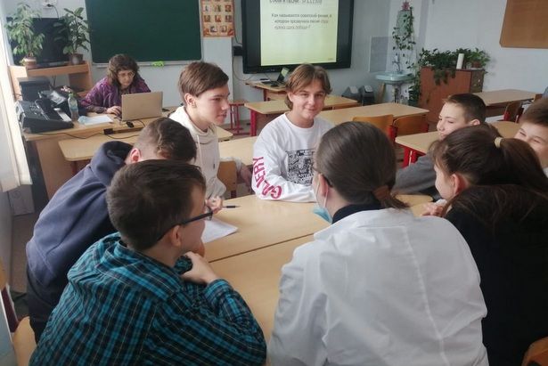 Крюковские школьники поучаствовали в интеллектуальной игре
