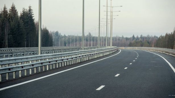 90-километровый участок платной дороги Москва-Петербург построят за три года