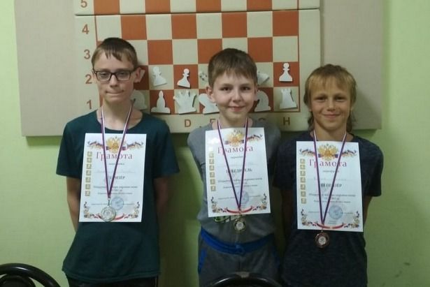 Зеленоградские шахматисты завершили игровой сезон