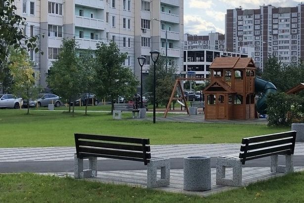 В Крюково завершили благоустройство трёх дворовых территорий