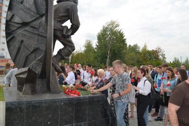 У памятника Герою России Д. Разумовскому прошла антитеррористическая акция