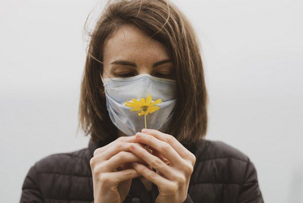 Использование маски снижает вероятность заразиться гриппом и коронавирусом