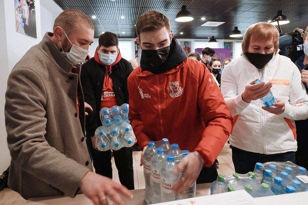 Благотворительные фонды Москвы присоединились к сбору помощи для беженцев из Донбасса