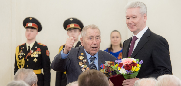 Сергей Собянин, Церемония вручения ветеранам войны юбилейной медали «70 лет Победы»