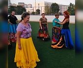 Долголеты вновь могут разучивать танцы народов мира