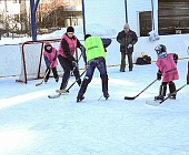 В Крюково отцы и дети сыграли хоккейный матч