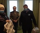 Депутаты муниципального округа Крюково поздравили ребят из многодетной семьи