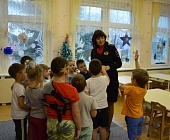 В рамках рейда «Школьные каникулы» в Зеленограде прошла акция «Засветись!»