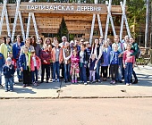 Воспитанников Центра помощи семье и детям в Крюково свозили в «Партизанскую деревню»