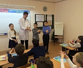 Врачи Роспотребнадзора провели уроки здоровья в школе №2045
