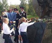 В микрорайоне «Зелёный бор» открыли памятный знак Дмитрию Разумовскому