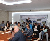 Андрей Журавлев обсудил с жителями благоустройство района