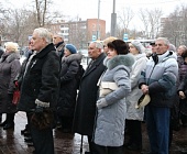 В Зеленограде состоялись торжественные церемонии возложения цветов к памятникам героям войны