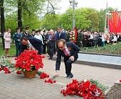  Торжественное возложение цветов  состоялось у монумента славы «Штыки»