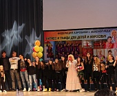 Крюковчане устроили концерт на сцене ДК