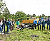 На берегах Нижнекаменского пруда собрали 30 мешков мусора