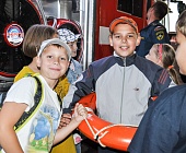 Пожарная часть в Крюково приняла гостей из детского летнего лагеря