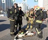 В Торговом центре «Грин» спасатели провели пожарно-тактические учения