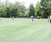 В четвертом туре открытого первенства Зеленограда по футболу (8х8) упорная борьба крюковской и «городской» команд не выявила победителей